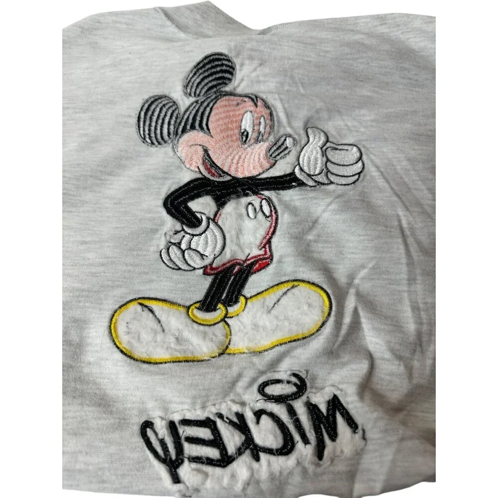 Vintage Mickey Mouse Embroidered Men's L/XL T-Shirt On Mickey, Inc